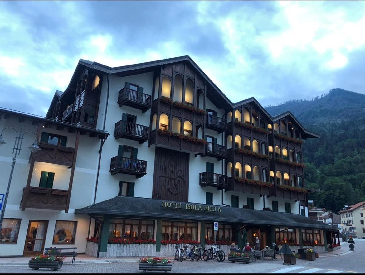 Hotel Isolabella Wellness Fiera Di Primiero Εξωτερικό φωτογραφία