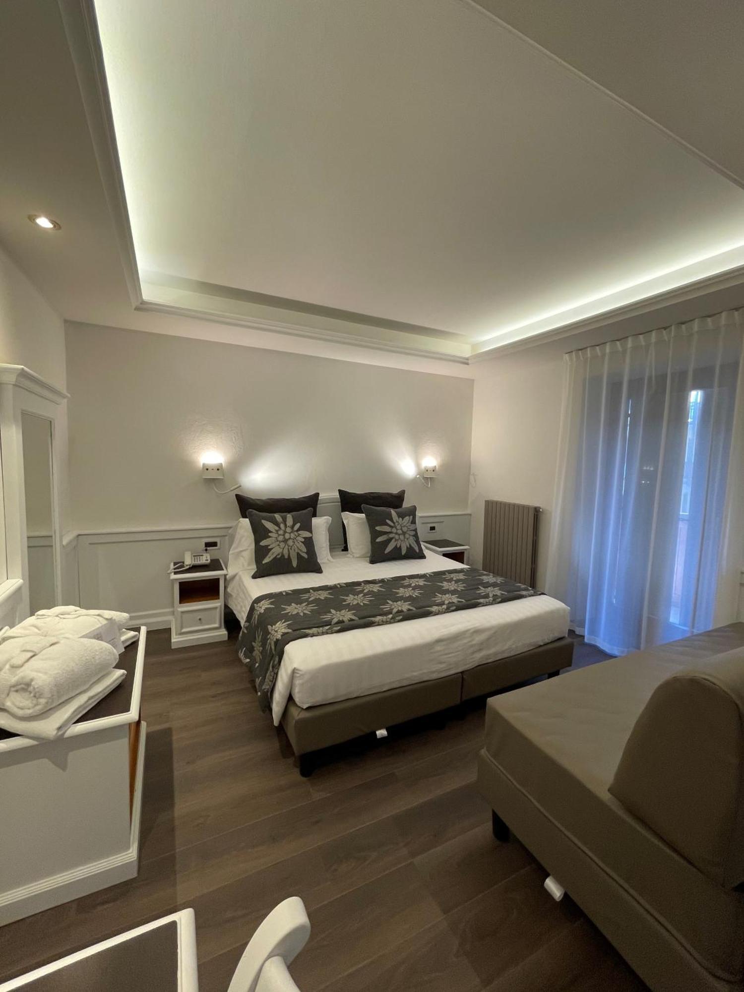 Hotel Isolabella Wellness Fiera Di Primiero Εξωτερικό φωτογραφία